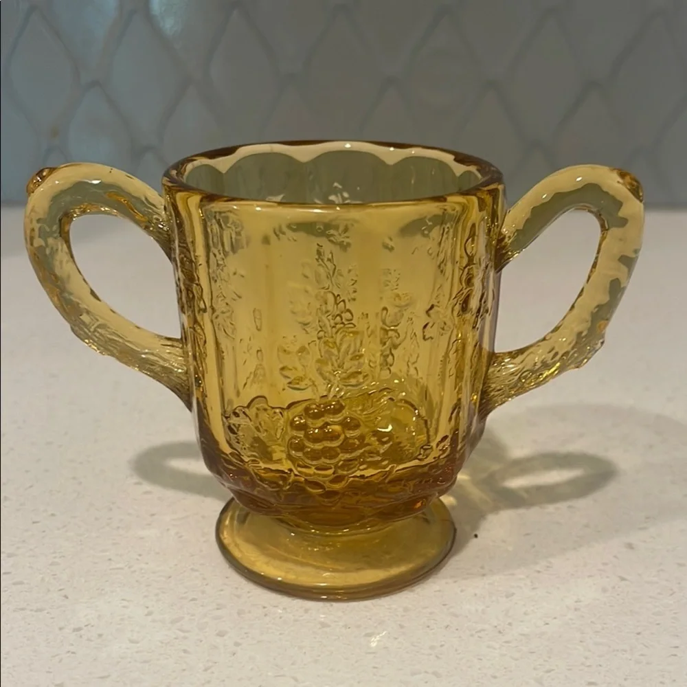 N/A elegant amber